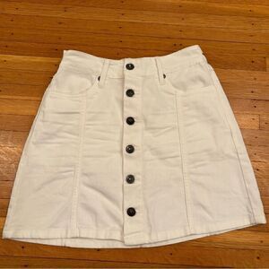 Aerie white lightweight denim-like skirt
